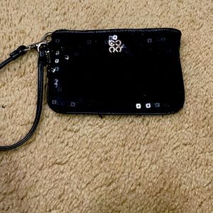 Wristlet -good condition